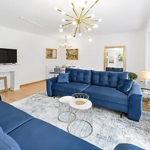 Apartment Luxus Im Stadtzentrum Mit Tiefgaragenplatz, München