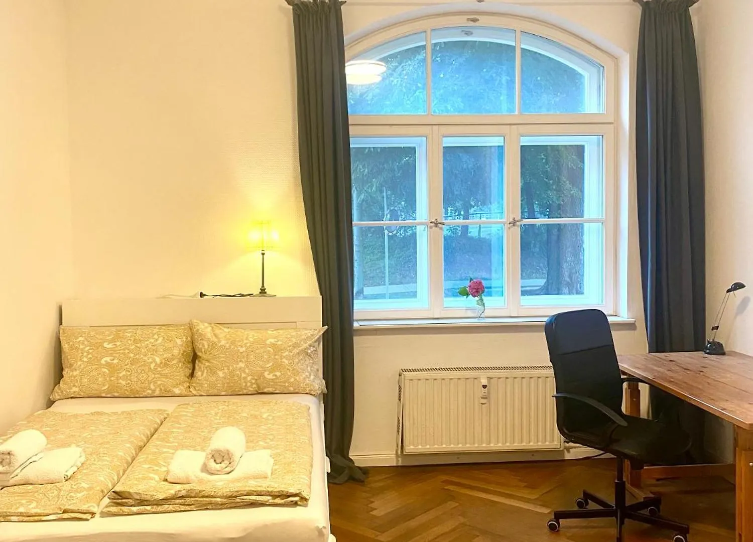 Zimmer In Der Maxvorstadt Mit Gemeinschaftsbad Munich