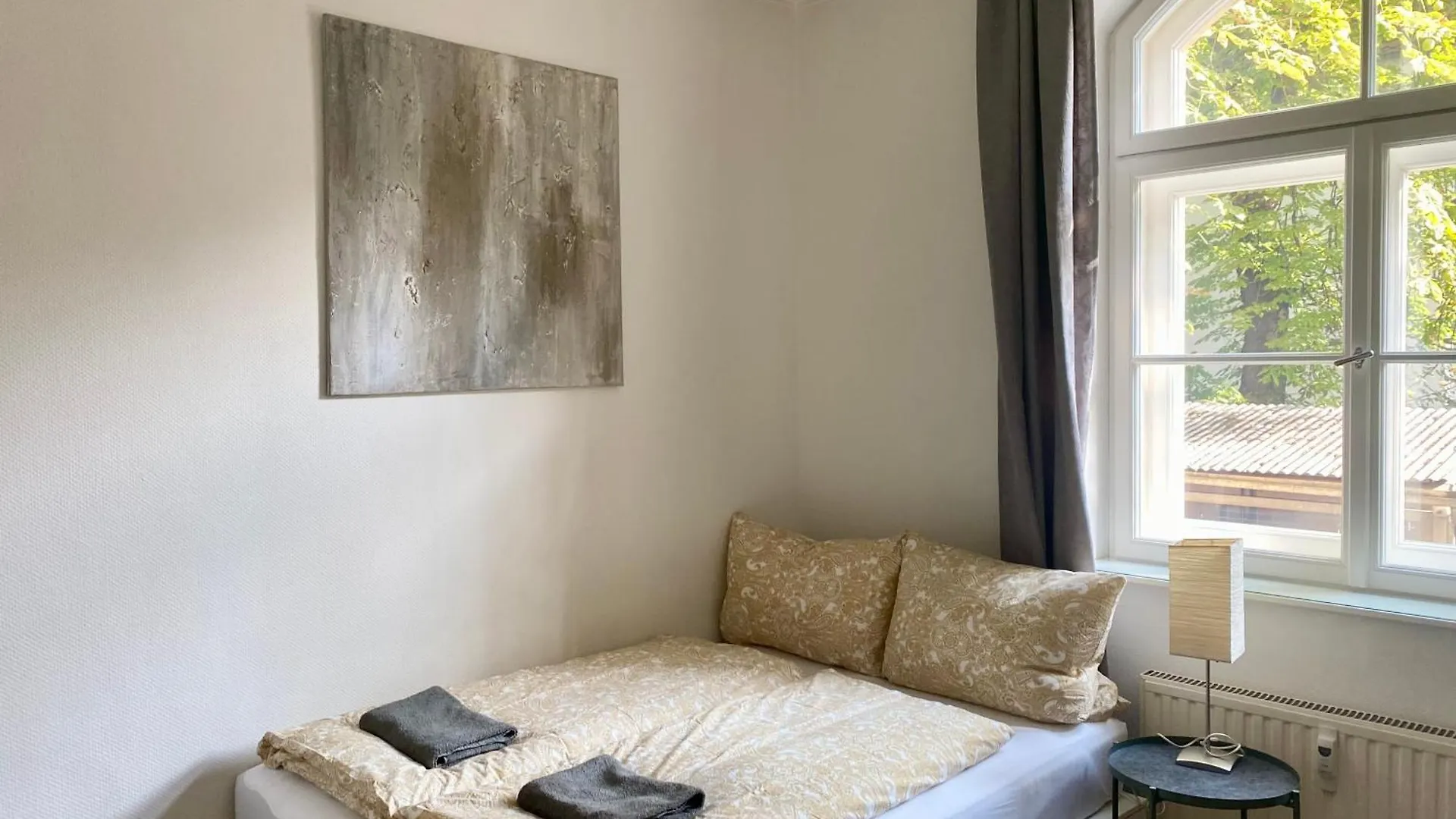 Zimmer In Der Maxvorstadt Mit Gemeinschaftsbad Munich